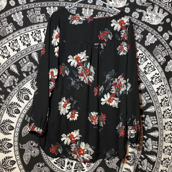 Blouse - Picture 2 of 2